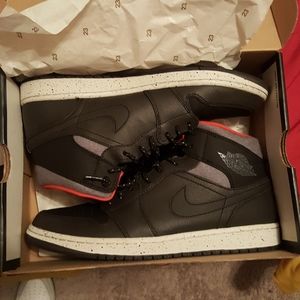 Air Jordan Retro 1s Holiday